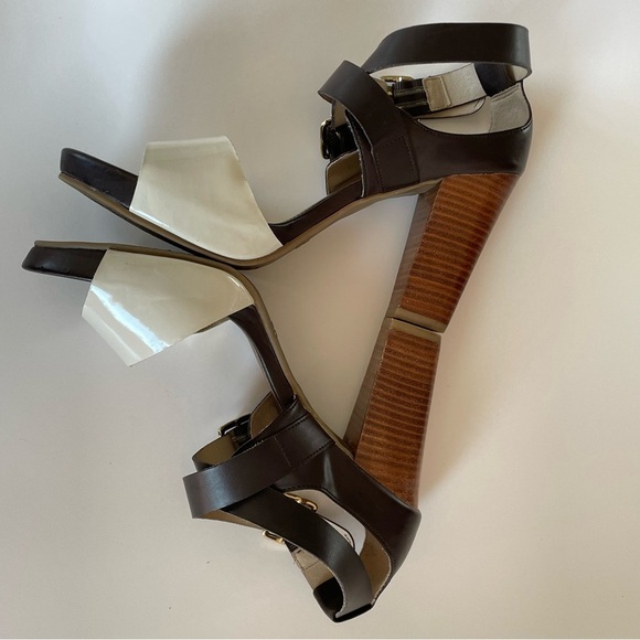 Kenneth Cole Reaction Cool Daze Block Heel Brown White Buckles Summer Boho 10M - Picture 3 of 9